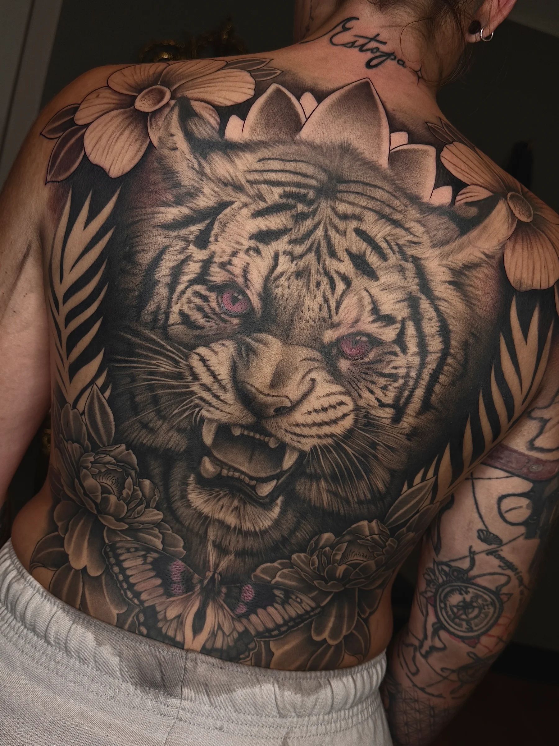 Tiger with flowers across the whole back